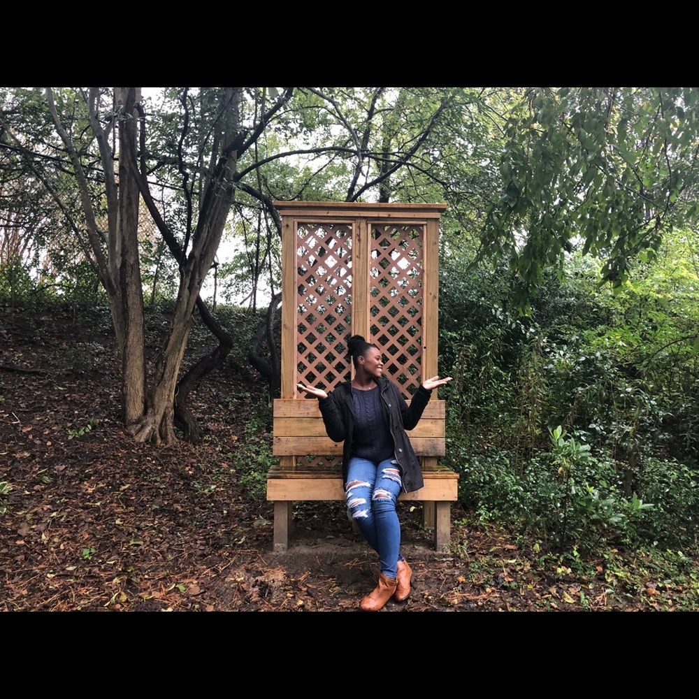 Meet your Posher, Camille